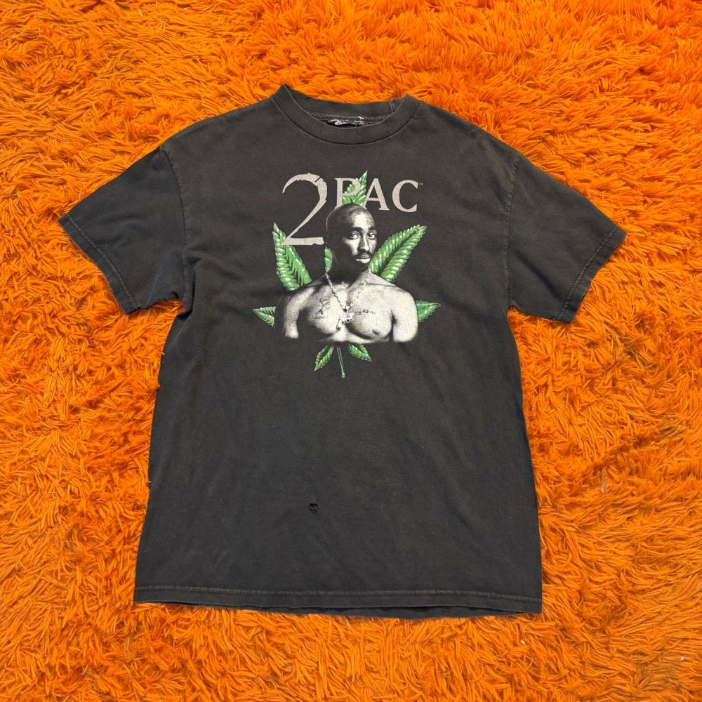 Rare Vintage 2Pac Tupac Shakur hiphop T-Shirt nice Fade Black Distressed small
